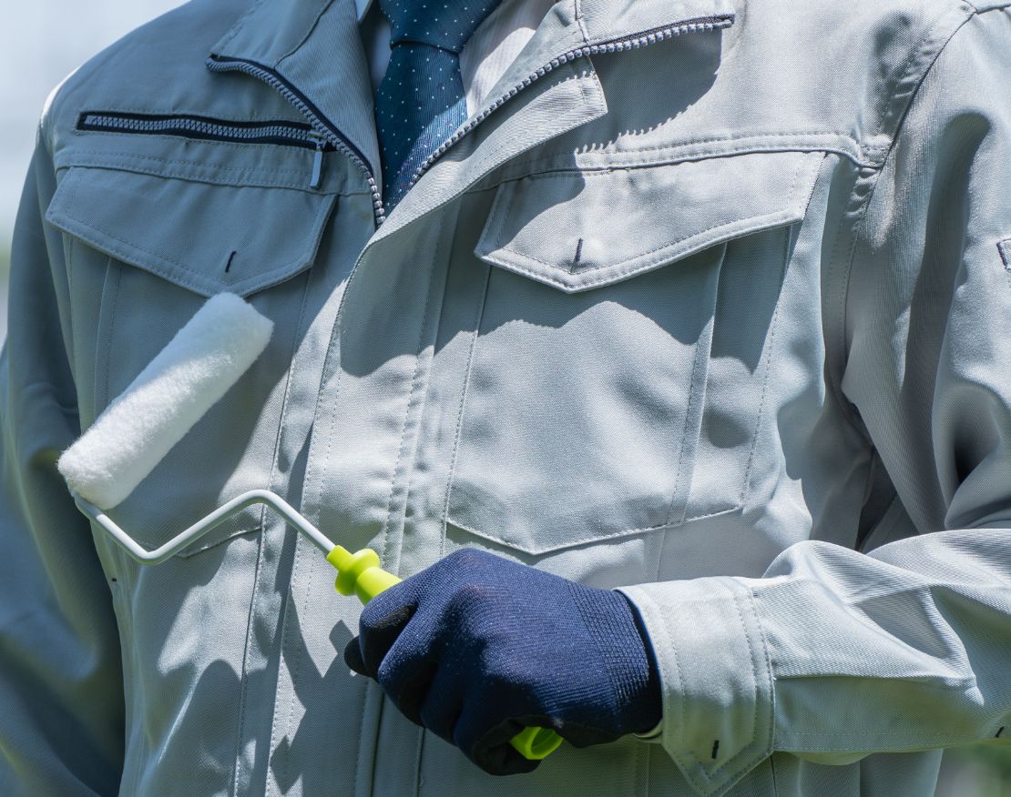 建設業許可を取得しているか