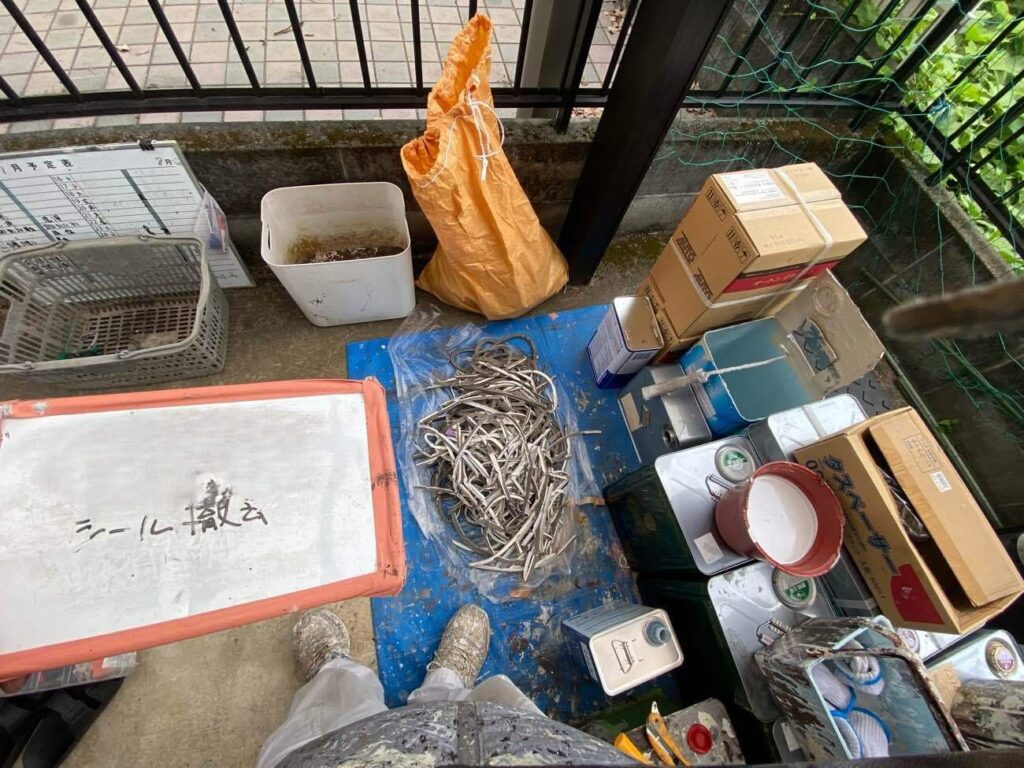 コーキング撤去