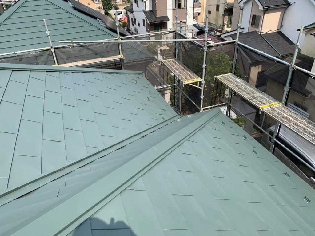 屋根上葺き後