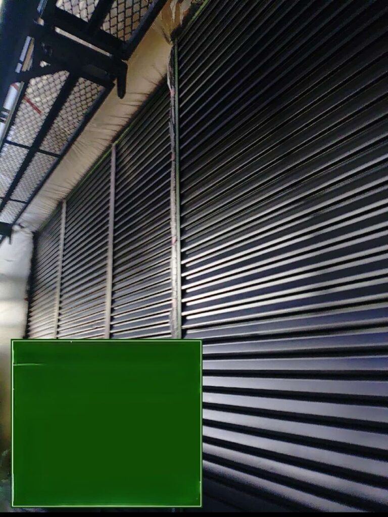 雨戸吹き付け塗装